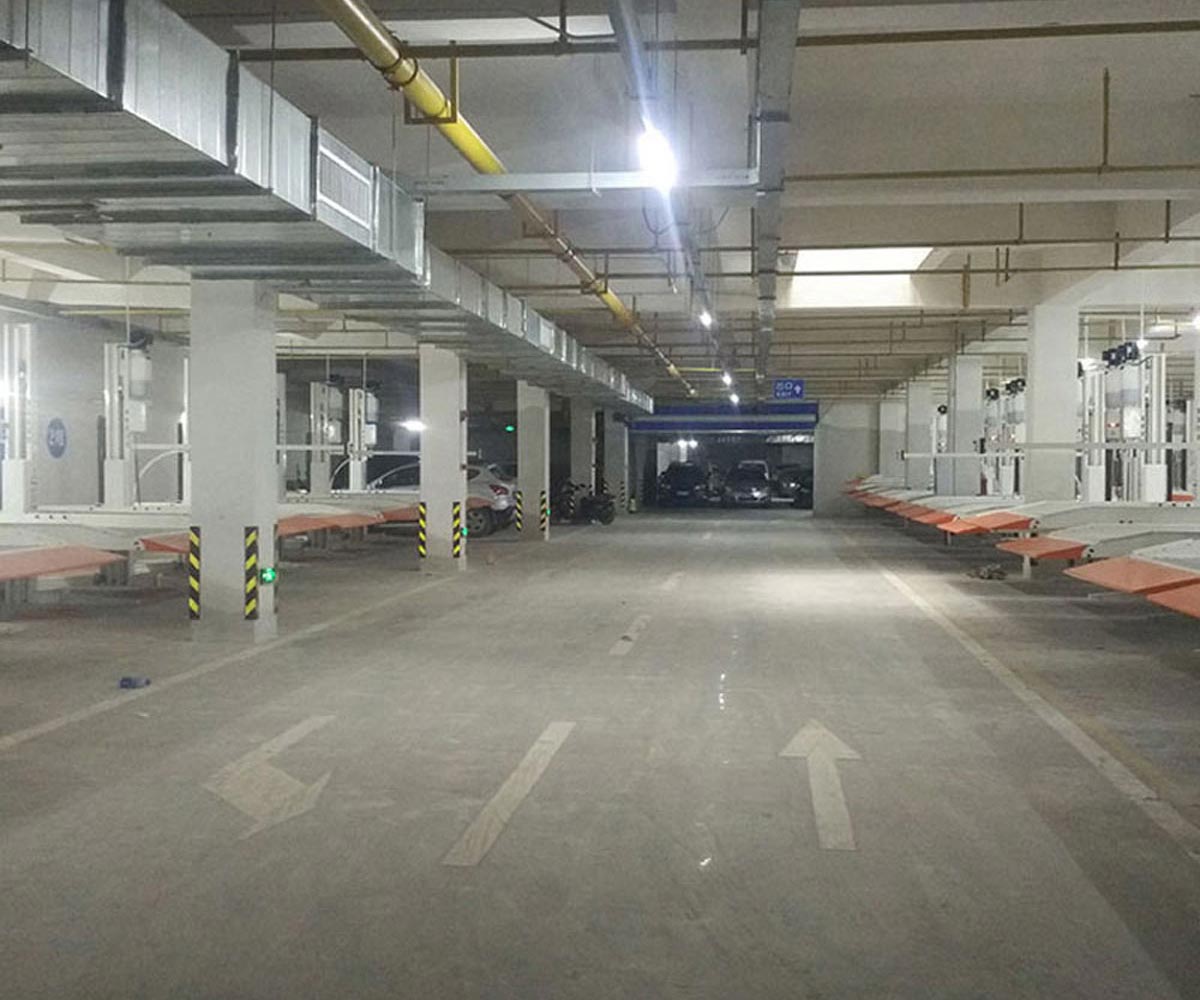 双层升降平移机械车库租赁.jpg
